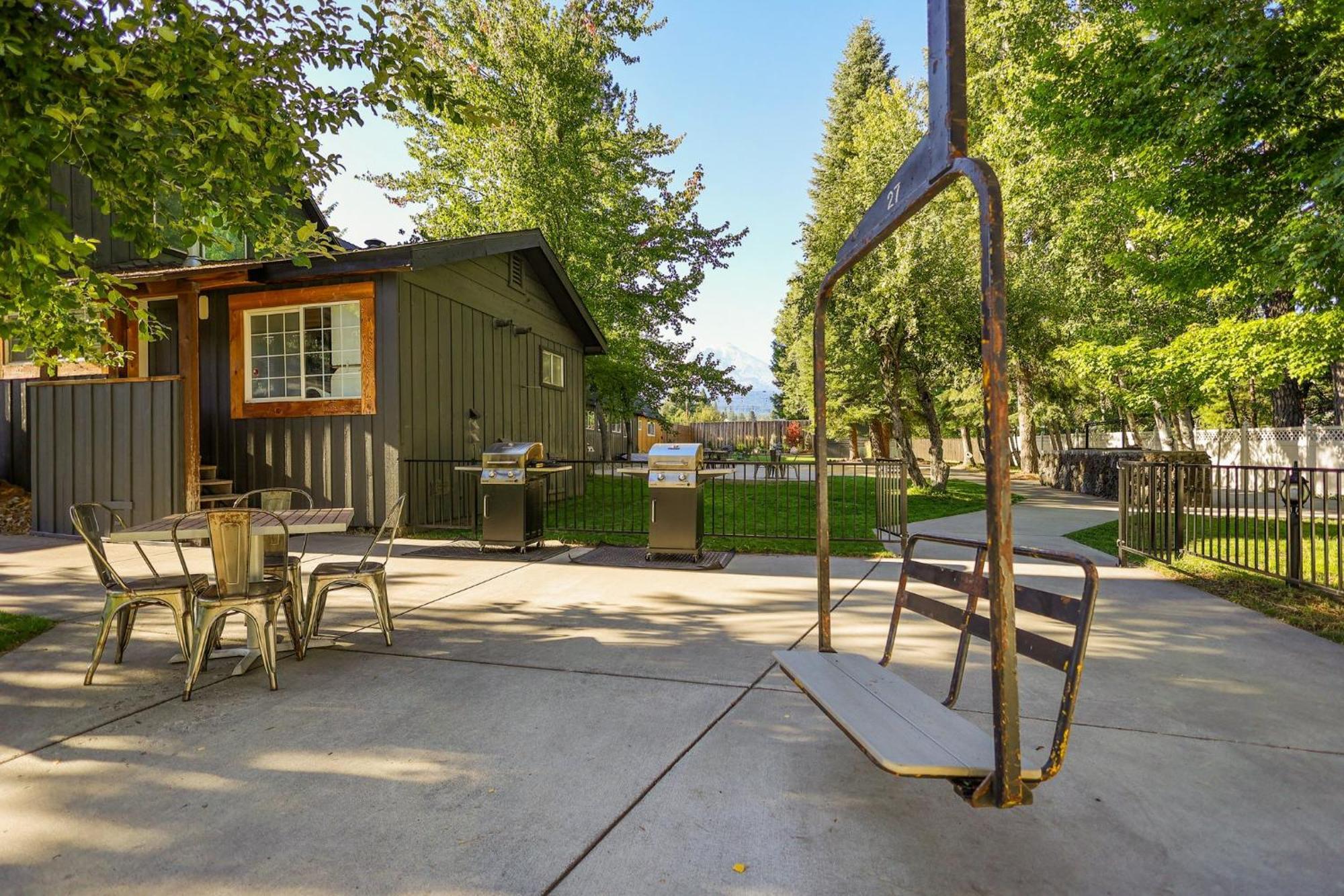 Shasta View Lodge McCloud Buitenkant foto